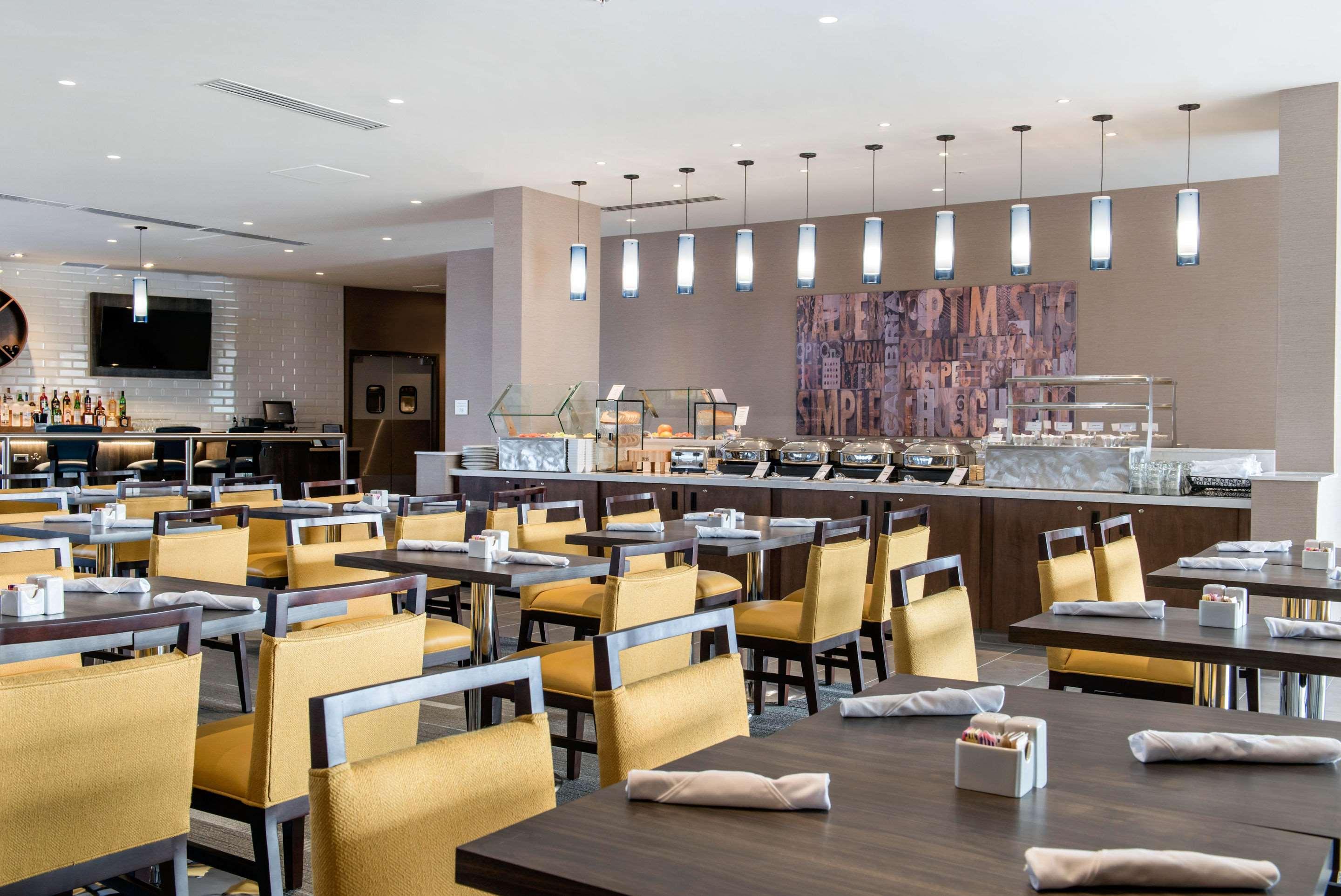 Wyndham Westfield Hotel Kültér fotó