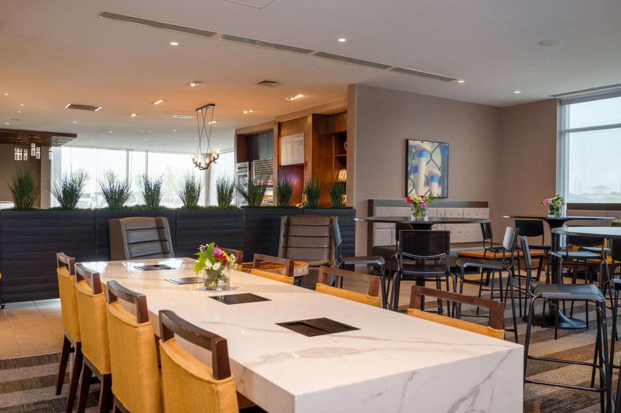 Wyndham Westfield Hotel Kültér fotó