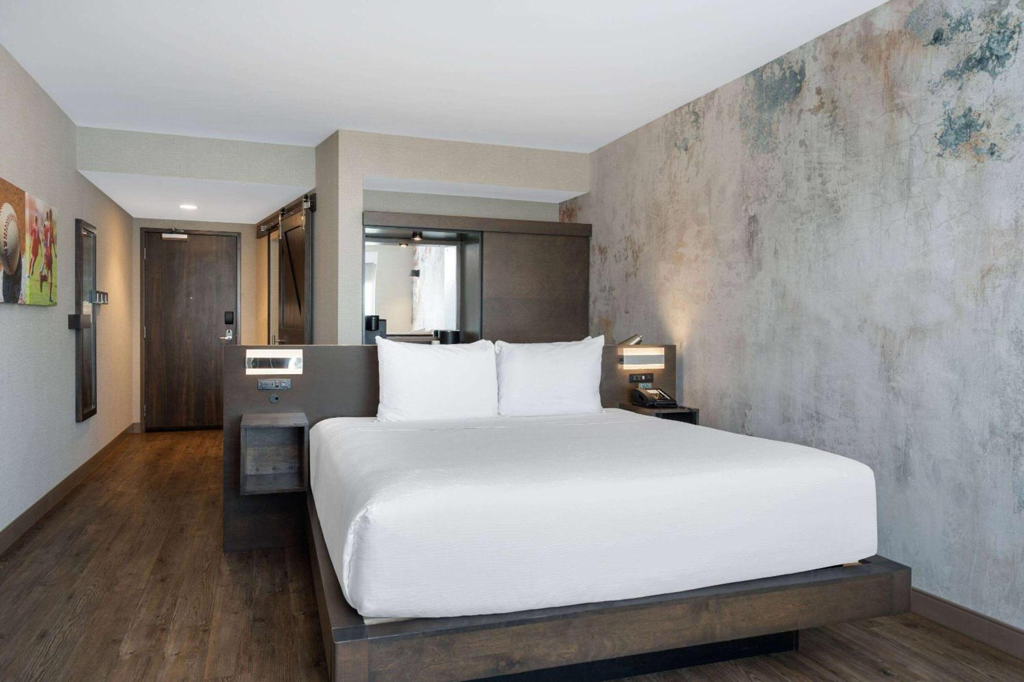 Wyndham Westfield Hotel Kültér fotó